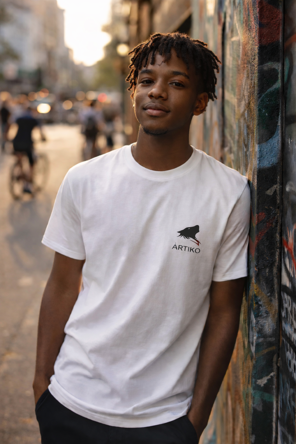 Classic unisex ARTIKO crew neck T-shirt